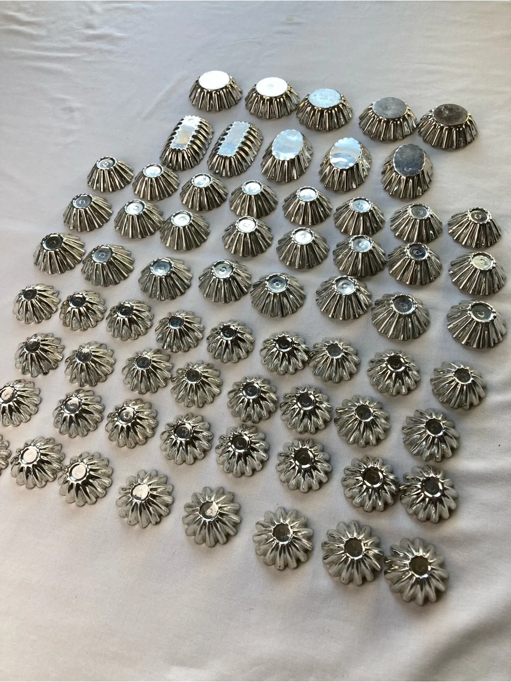 Vintage Swedish Sweden Tart Tartlet Tins Lot of 67 Sandbakkel Molds